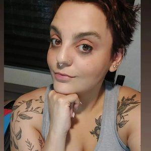 Meet your Posher, Jenn